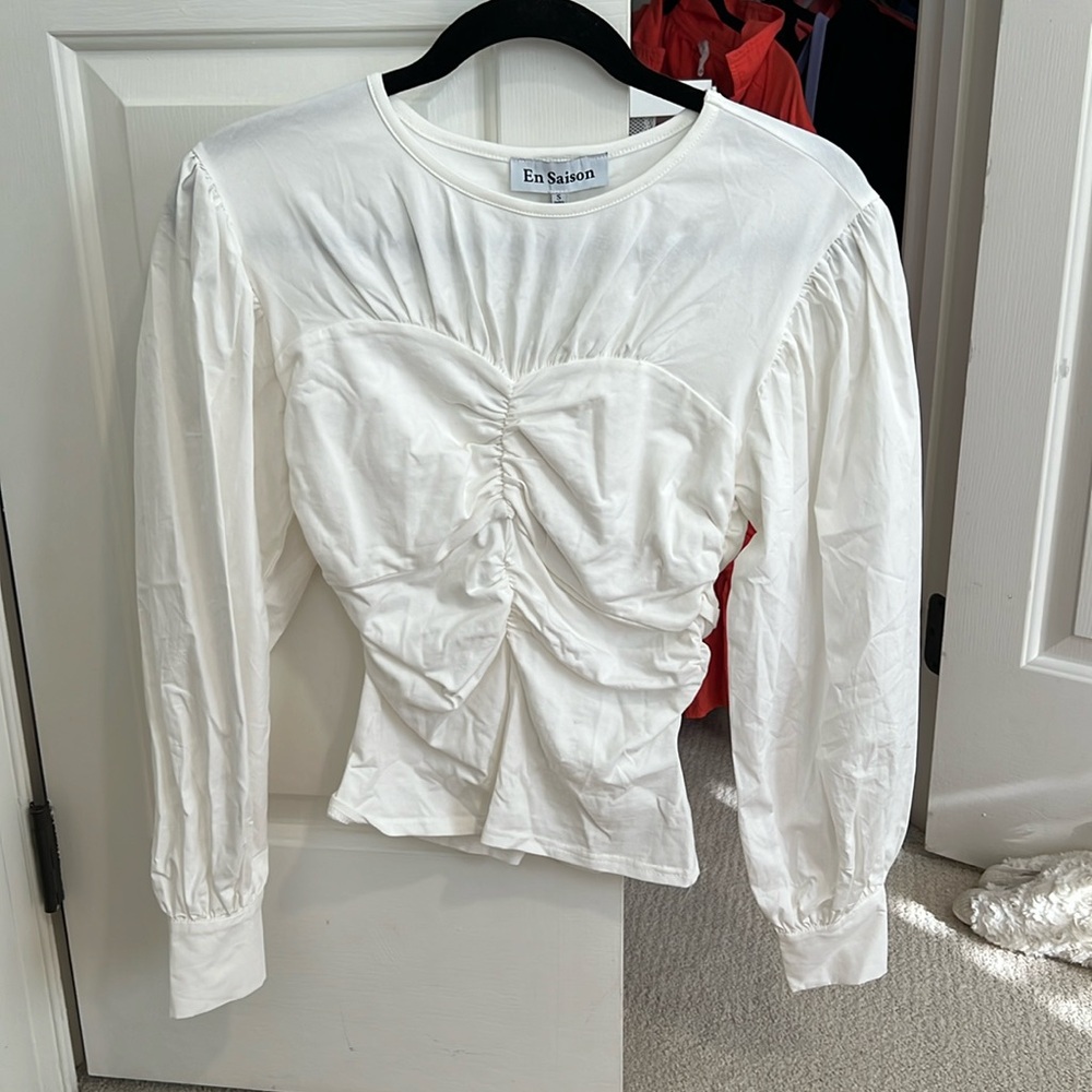 En saison white top